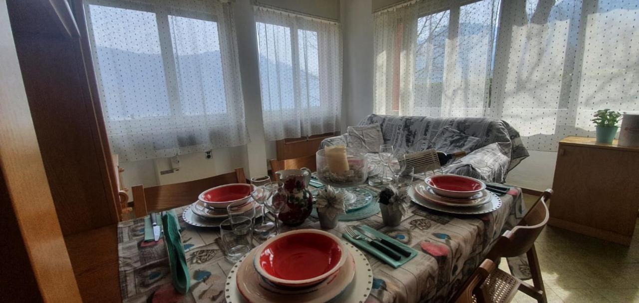 Appartamento La bella vista sul lago di Como Valbrona Esterno foto