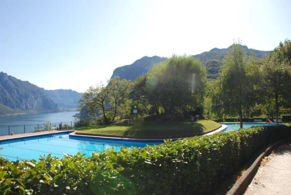 Appartamento La bella vista sul lago di Como Valbrona Esterno foto